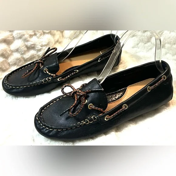 Tommy Hilfiger Randra Leather slip on ballet boat shoe loafer women’s size 6.5M - Picture 2 of 13